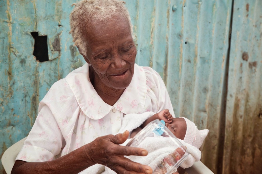 The gift of light given to a grandma and granddaughter - Batey ALeman, Domincan Republic
